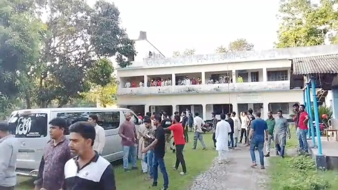 স্থানীয় নেতাকর্মীদের তোপের মুখে এনসিপির কেন্দ্রীয় নেতা
