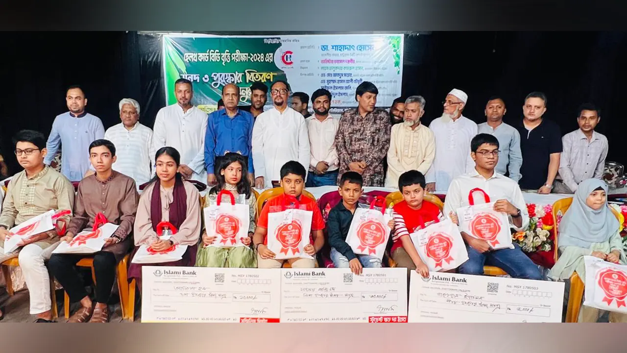 শিশুরাই শহর রক্ষার বড় যোদ্ধা হয়ে উঠবে : চসিক মেয়র