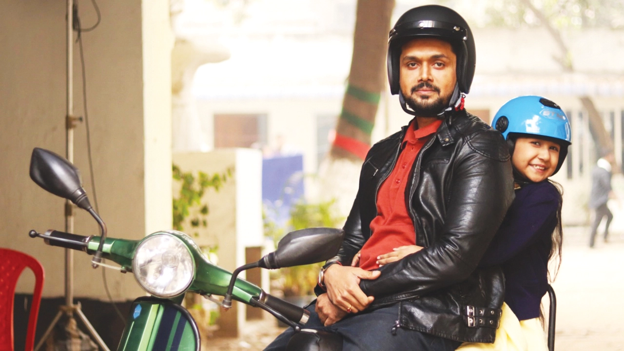 ফাঁস হচ্ছে একের পর এক ব্যক্তিগত ভিডিও