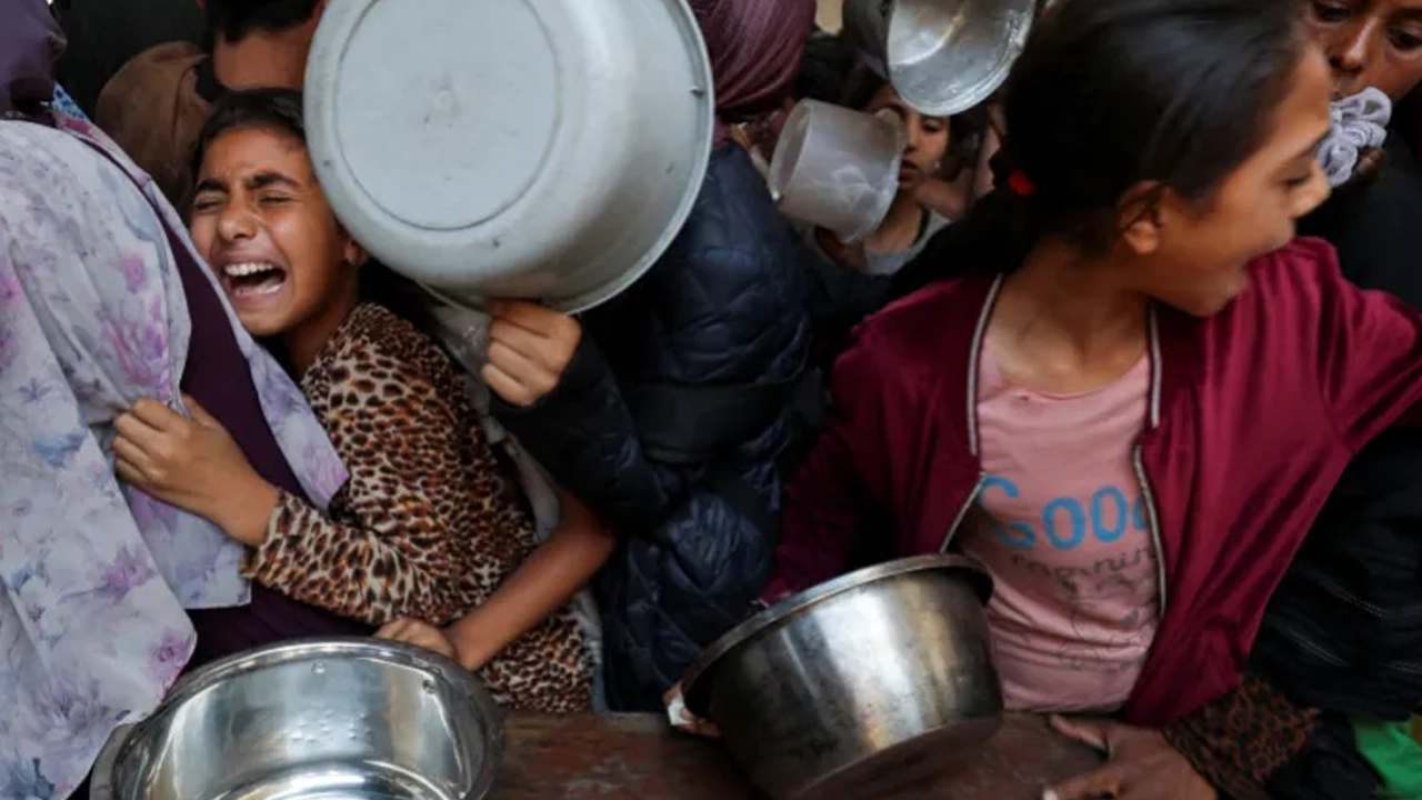 গাজার উত্তরে এখনো খাবার যায়নি, আরও মৃত্যু ৭৬