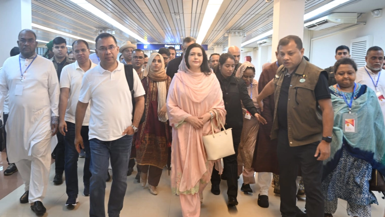 সিলেট ওসমানী আন্তর্জাতিক বিমানবন্দরে প্রধানমন্ত্রী তারেক রহমান। ছবি : সংগৃহীত