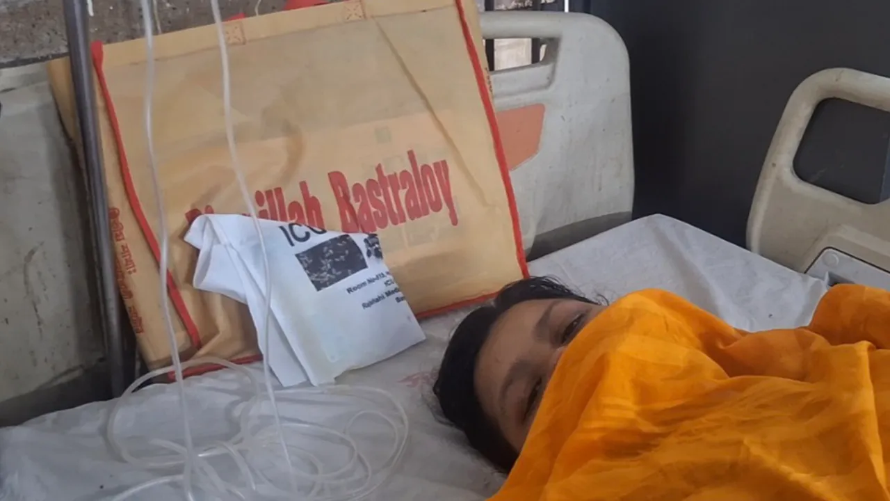 স্নায়ুরোগে ভোগা তানিয়ার সাফল্য, ঝুঁকি কাটিয়ে হয়েছেন মা